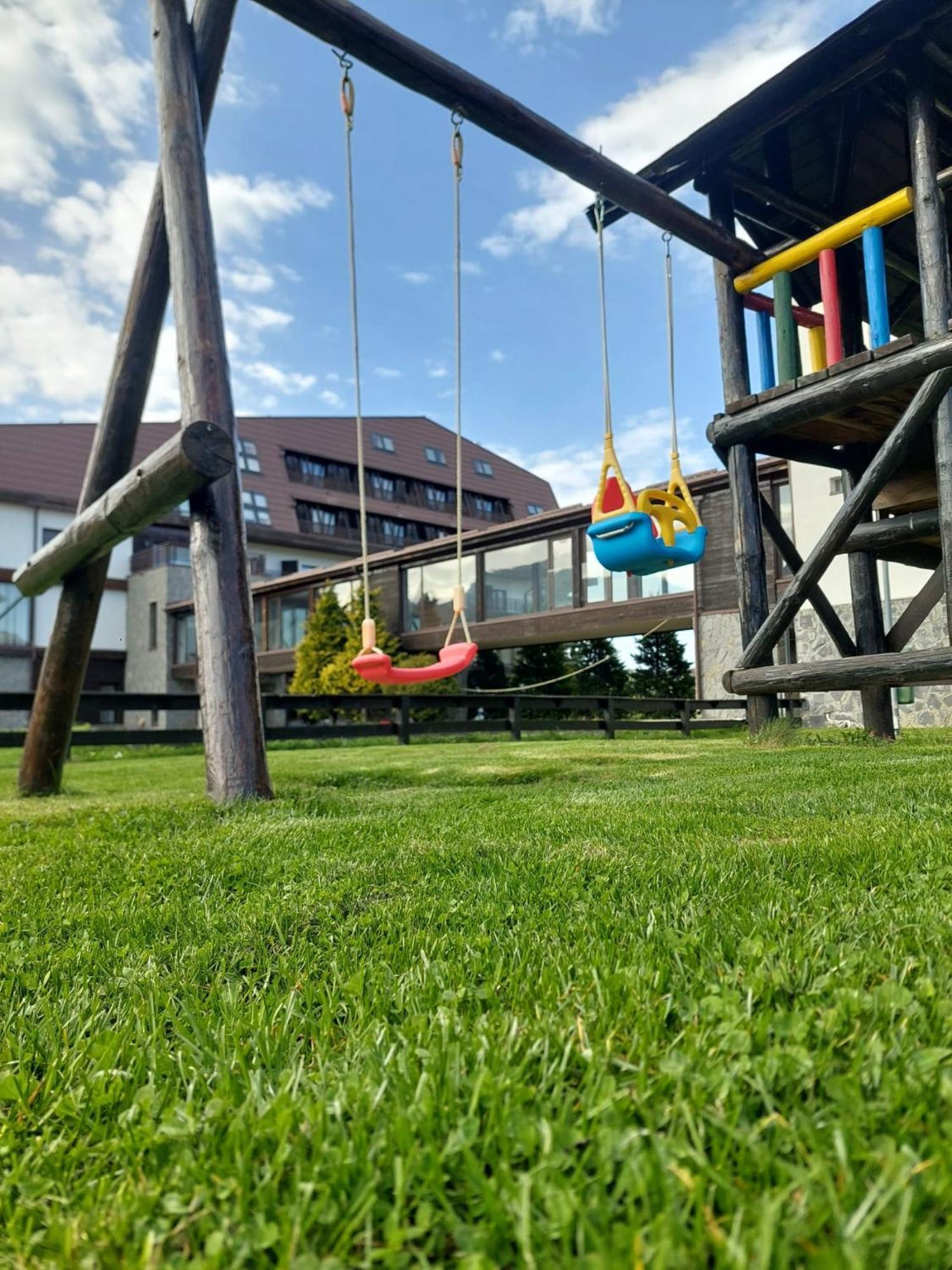 New Wolf Bran (Brasov) Exterior foto
